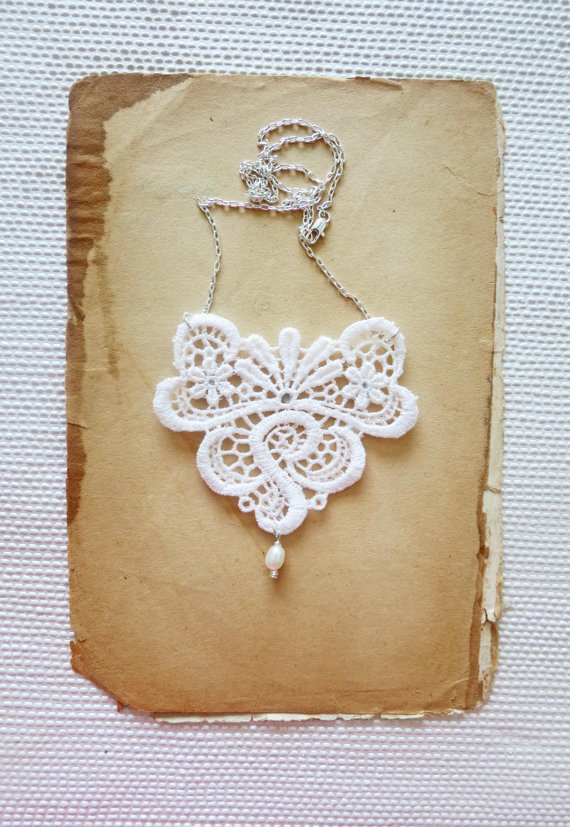 Ivory Pearl Lace Necklace - Bridal Rhinestone