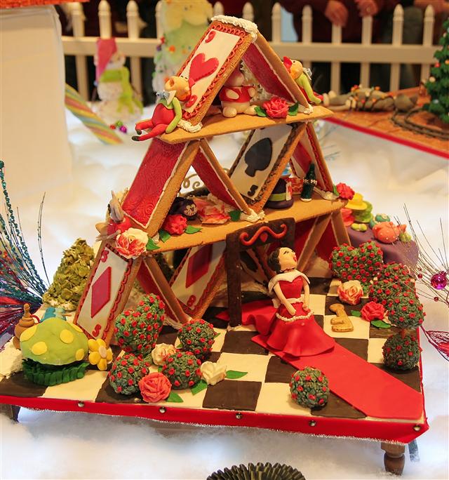A House of Cards gingerbread house