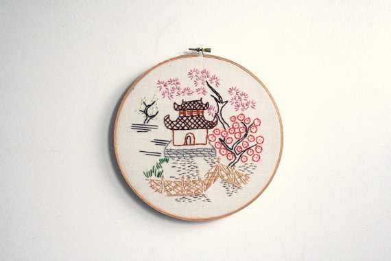Hand Embroidery Hoop - Asian Aesthetic