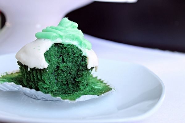 Green Velvet Creamcheese Cupcakes with Mint Buttercream